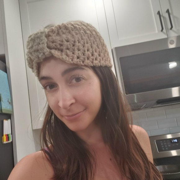 Winter Handmade Crochet Bow Headband/Ear Warmer - Picture 5 of 11